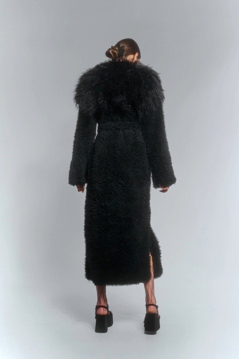 Czarne sztuczne futro SUPERSTAR