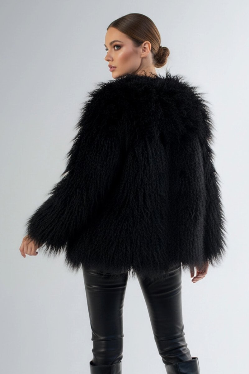 Czarne sztuczne futerko LIKE A DIVA