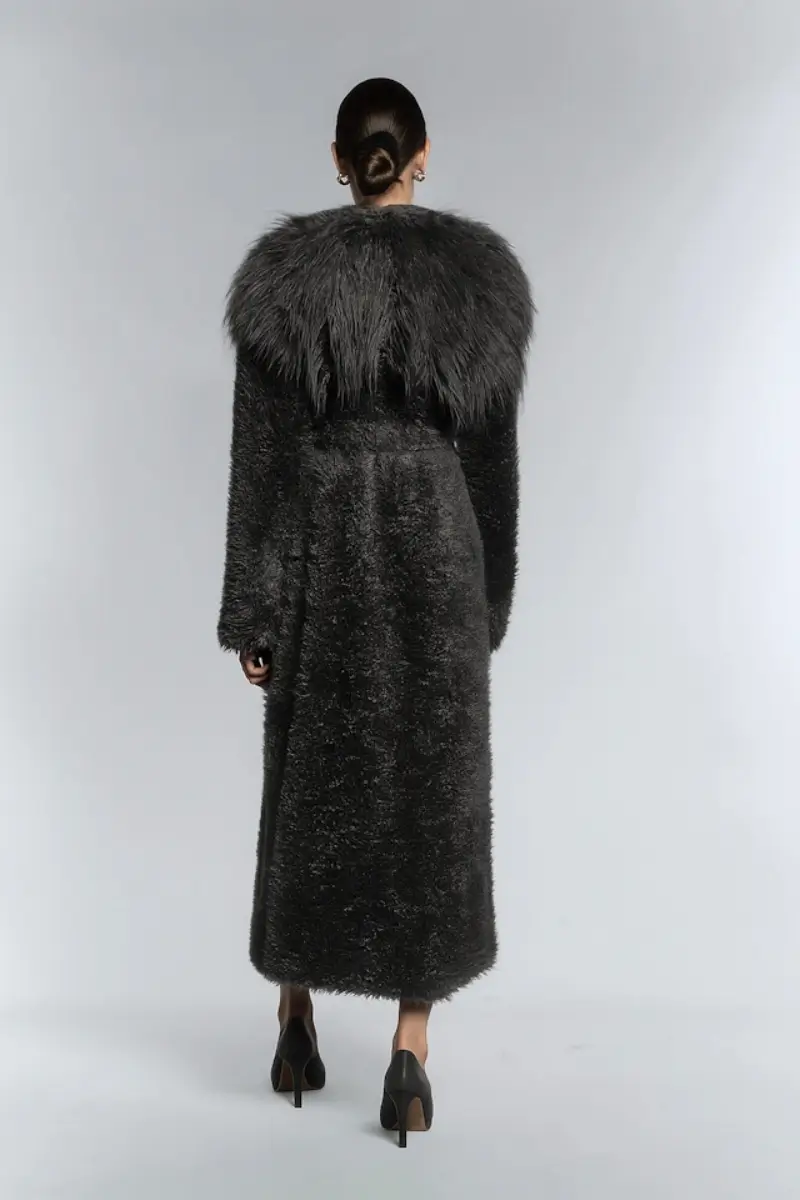 Długie futro damskie SUPERSTAR w kolorze grafitowym